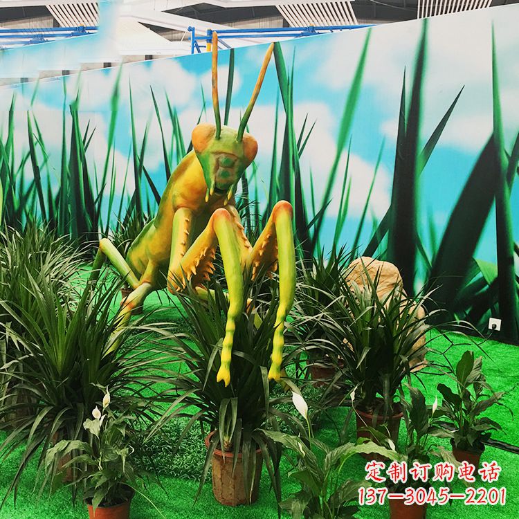 达州优雅螳螂玻璃钢雕塑