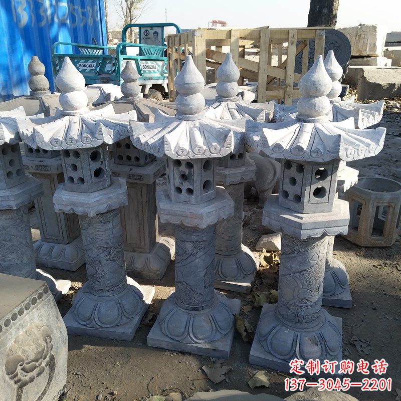 达州高墩青石中式灯笼雕塑