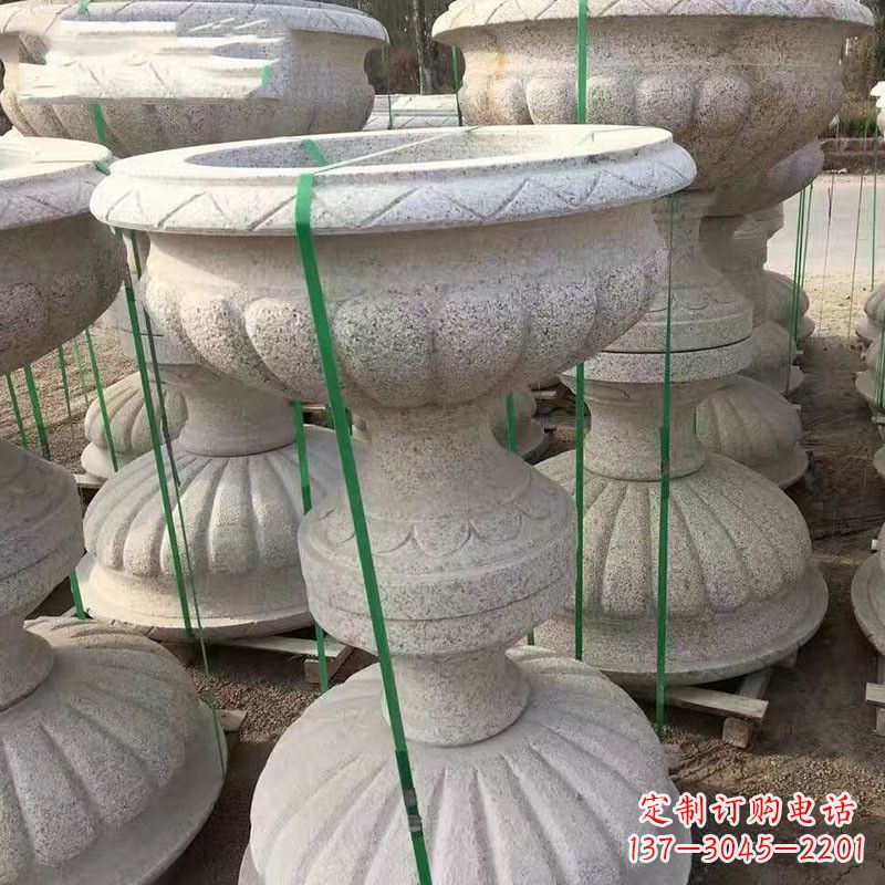 达州高墩砂岩石雕刻花盆精致技艺打造传统文化风韵