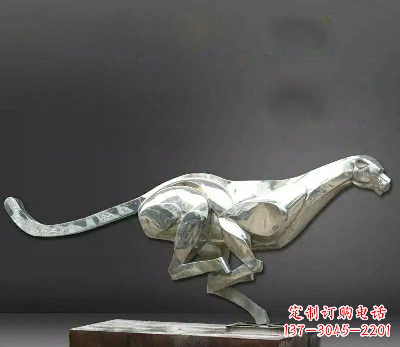 达州公园不锈钢奔跑的豹子动物雕塑