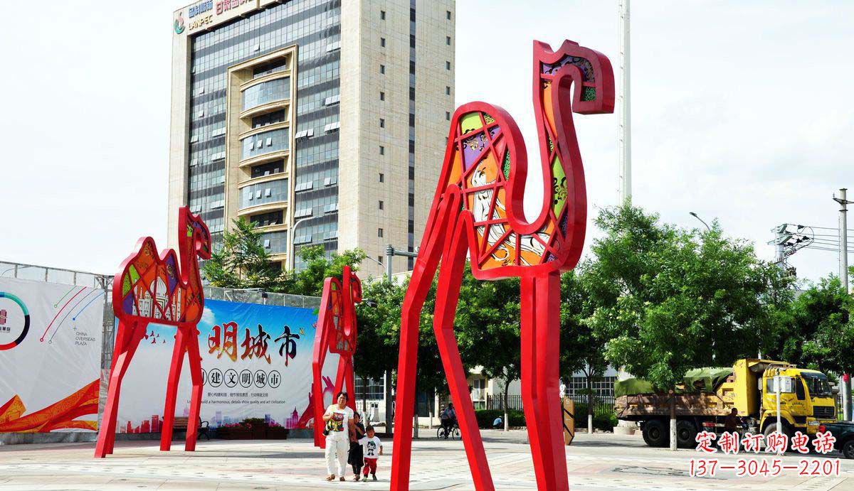 达州欣赏经典之美,拥有完美的高端骆驼雕塑