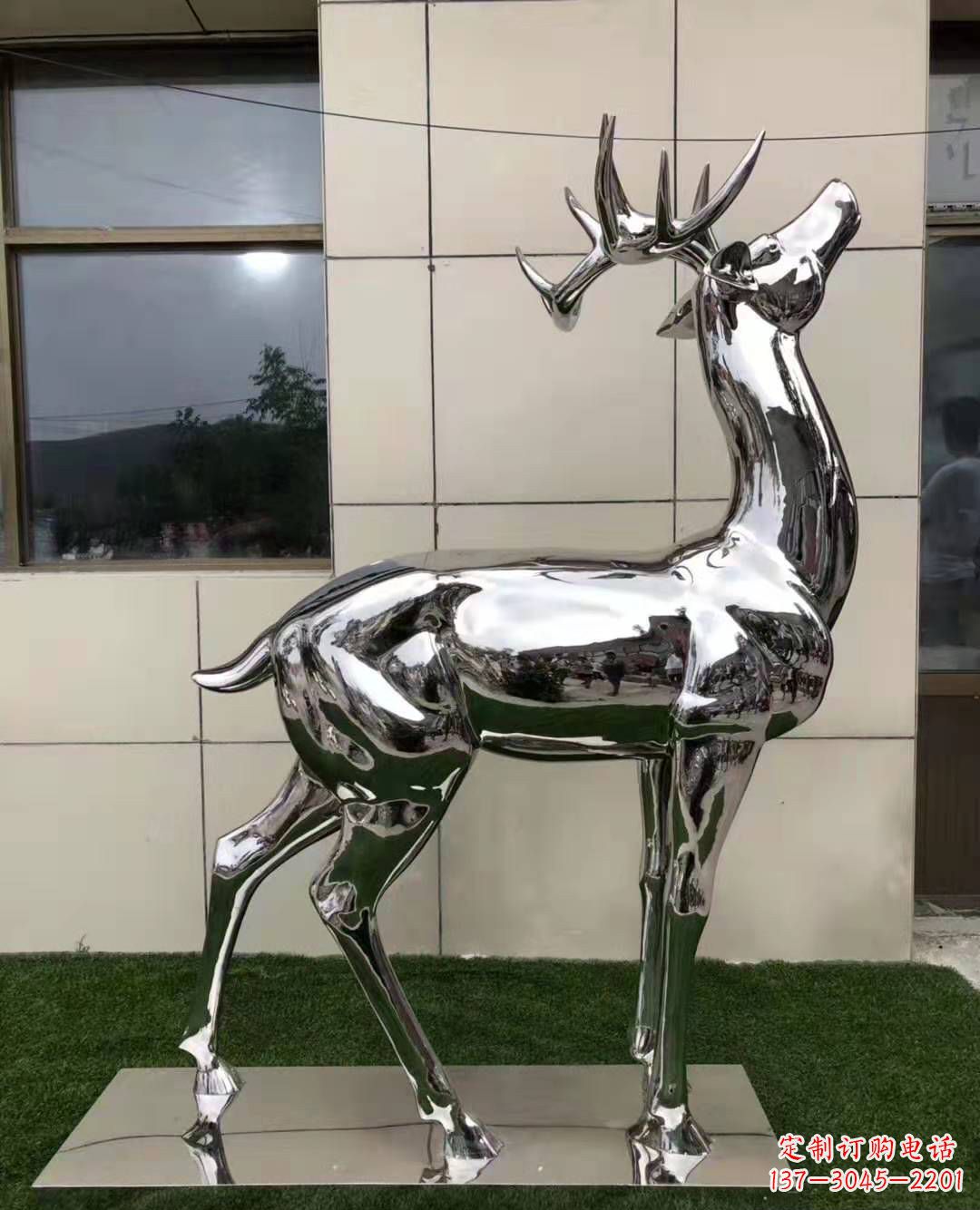 达州不锈钢艺术品精美梅花鹿雕塑