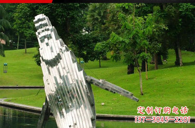 达州温馨活泼的不锈钢动物企鹅雕塑