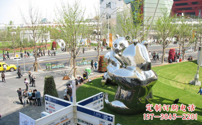 达州魅力镜面不锈钢熊猫景观雕塑
