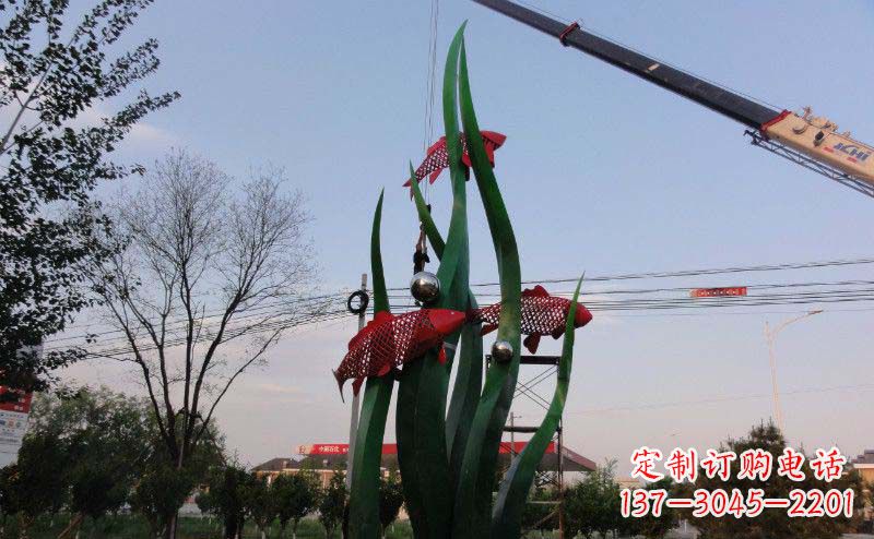 达州欧洲风格鲤鱼不锈钢雕塑