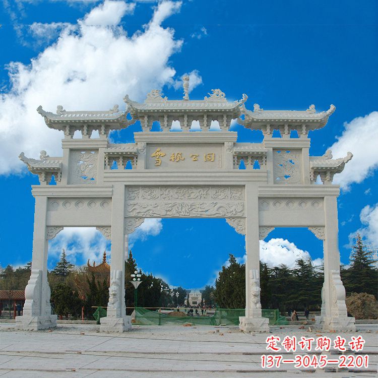 达州传承历史的精美汉白玉三门牌楼雕塑