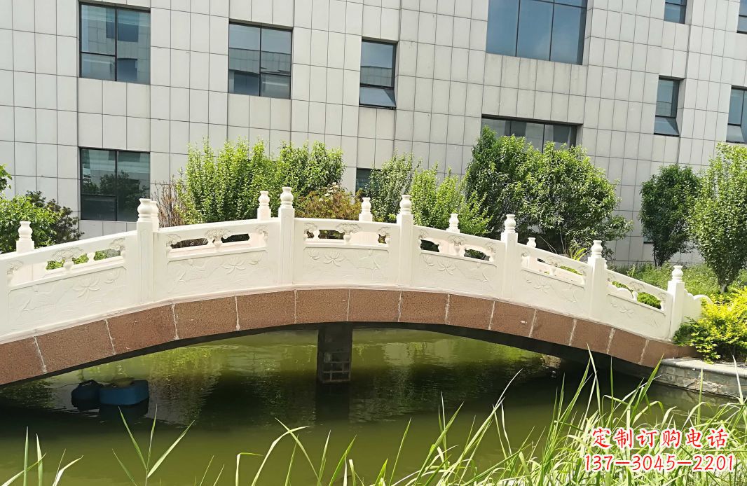 达州手工制作的汉白玉石拱桥雕塑