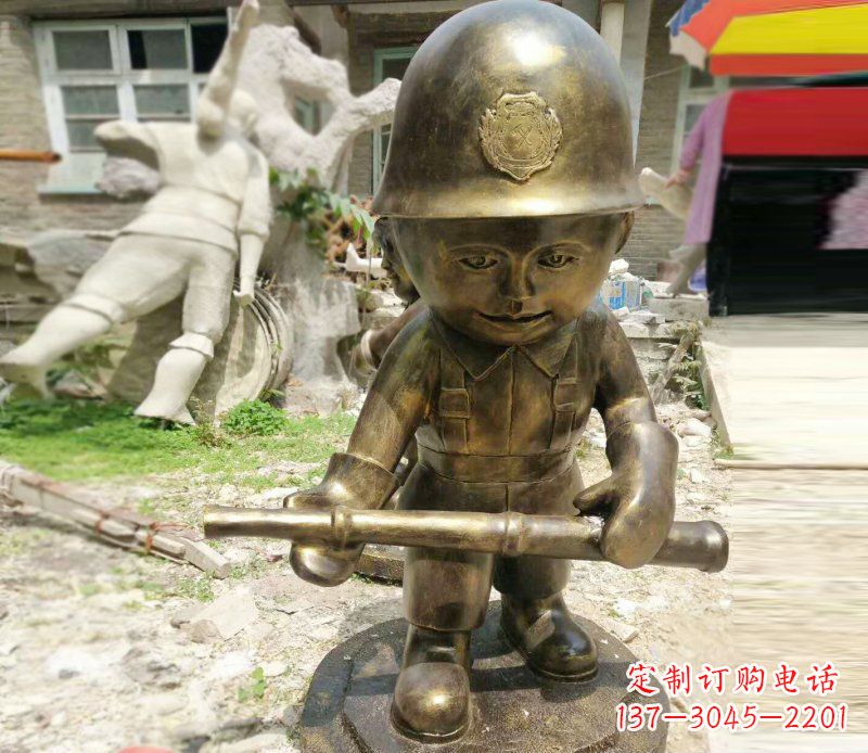 达州精致细腻的交通警察铜雕