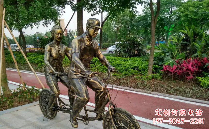 达州集休闲、健身、艺术於一体的自行车雕塑
