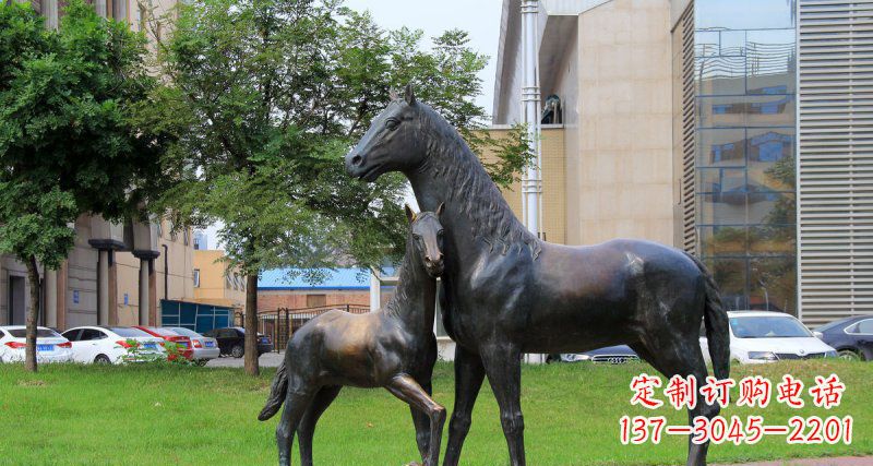 达州优质实木母子马铜雕