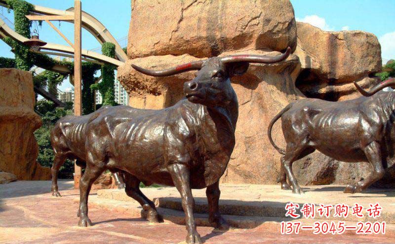 达州公园牛动物铜雕