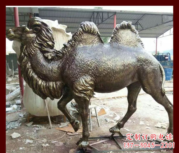 达州双峰骆驼铜雕塑,精美绝伦