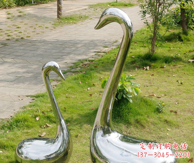 达州精美雕刻,静谧优雅——不锈钢天鹅雕塑
