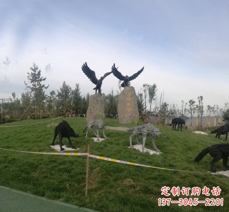 达州令人惊叹的老鹰雕塑