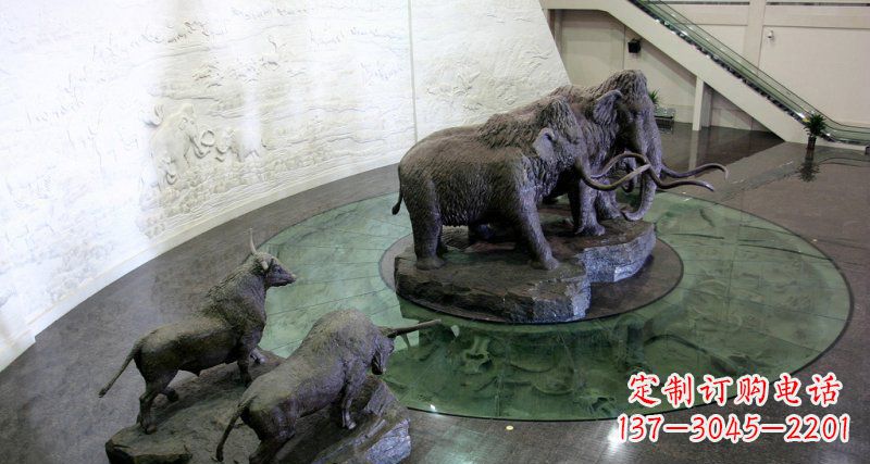 达州领雕塑公园长毛象动物铜雕