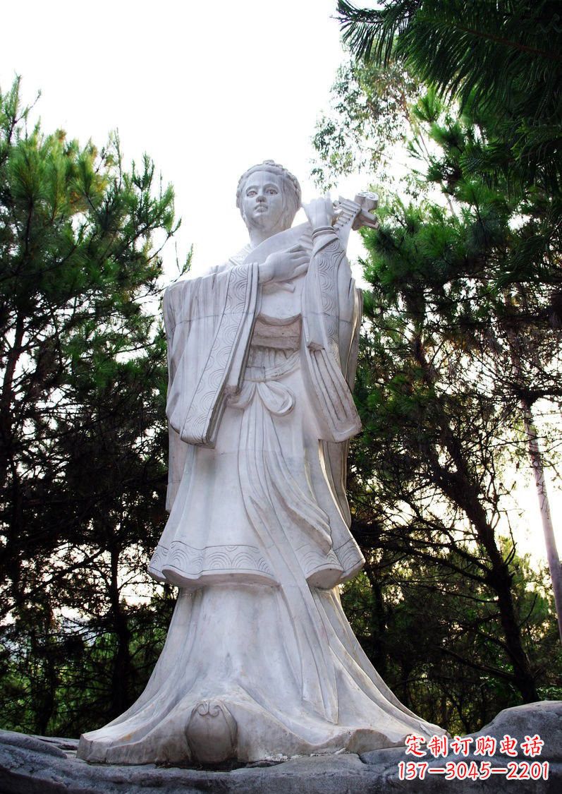 达州传承古代高贵,纪念王昭君石雕