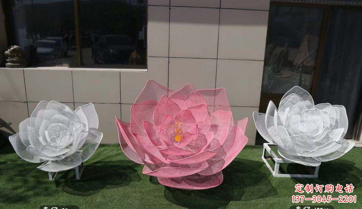 达州精美雕刻的不锈钢荷花雕塑