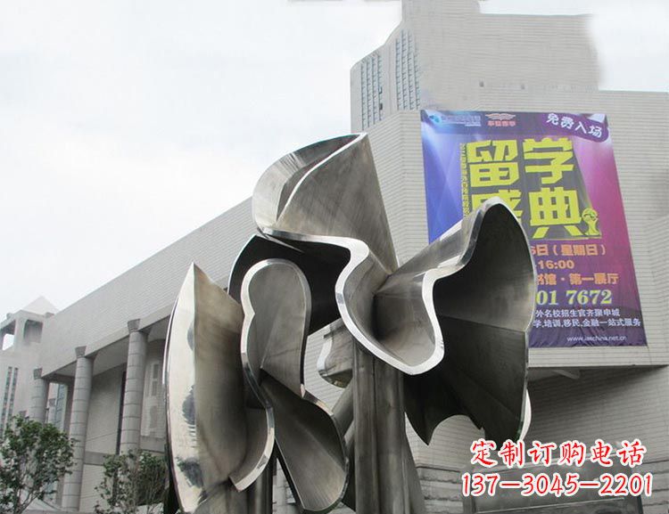 达州广场不锈钢弯曲荷叶景观雕塑