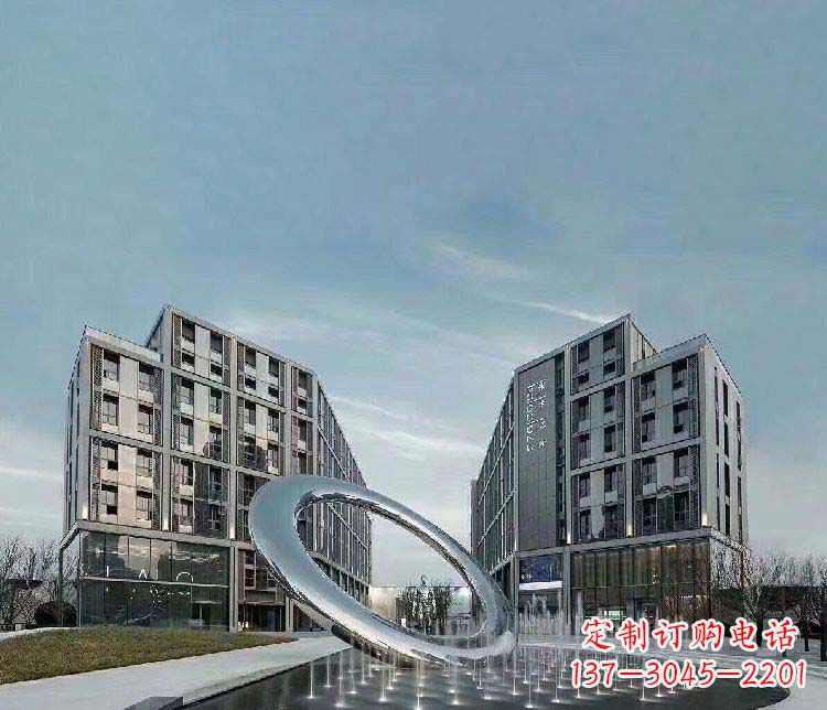 达州完美和谐的圆环景观雕塑