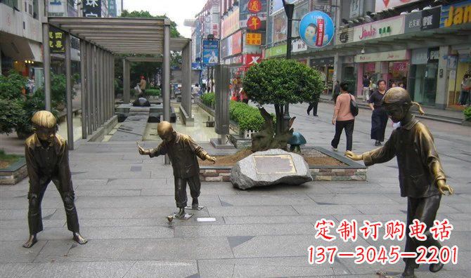 达州广场抽陀螺小品人物铜雕
