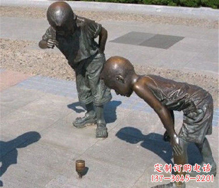 达州欣赏小男孩小品铜陀螺雕塑