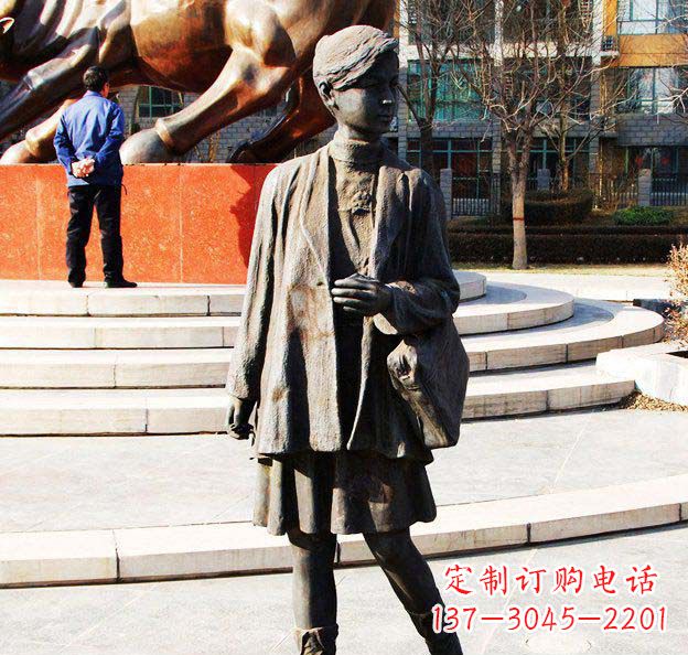 达州真实可爱的女孩铜雕塑