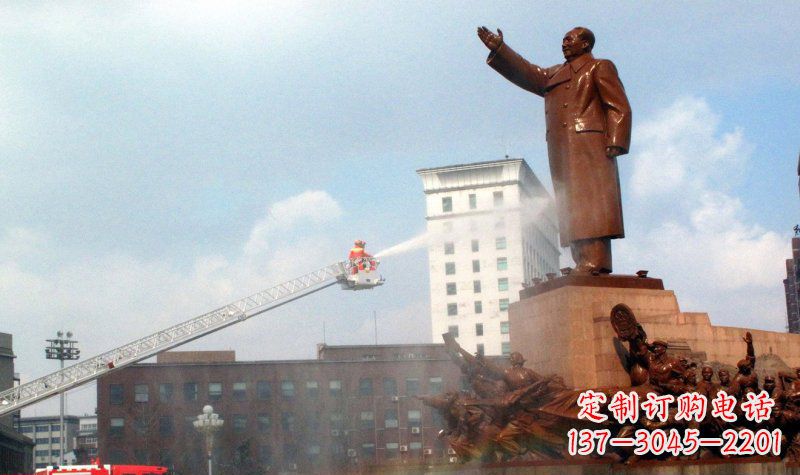 达州精致雕塑,极致致敬——毛主席景观铜雕