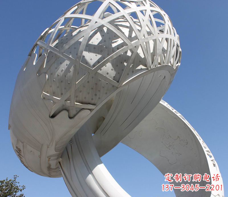 达州广场戒指不锈钢雕塑