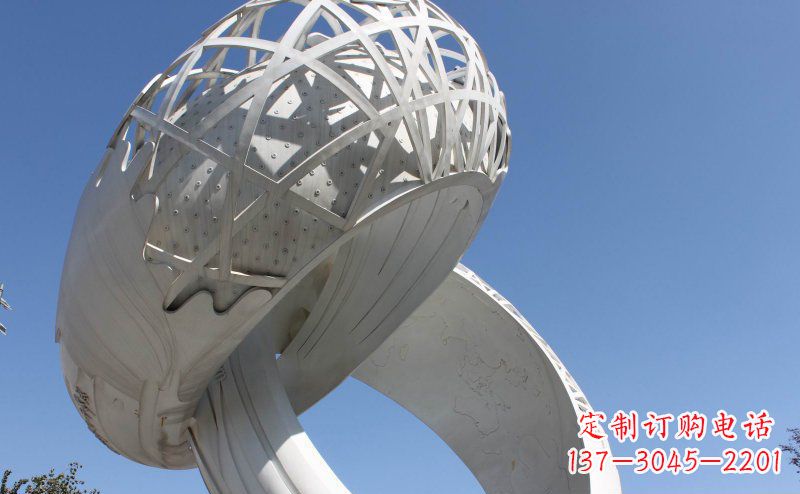 达州广场戒指不锈钢雕塑 (2)