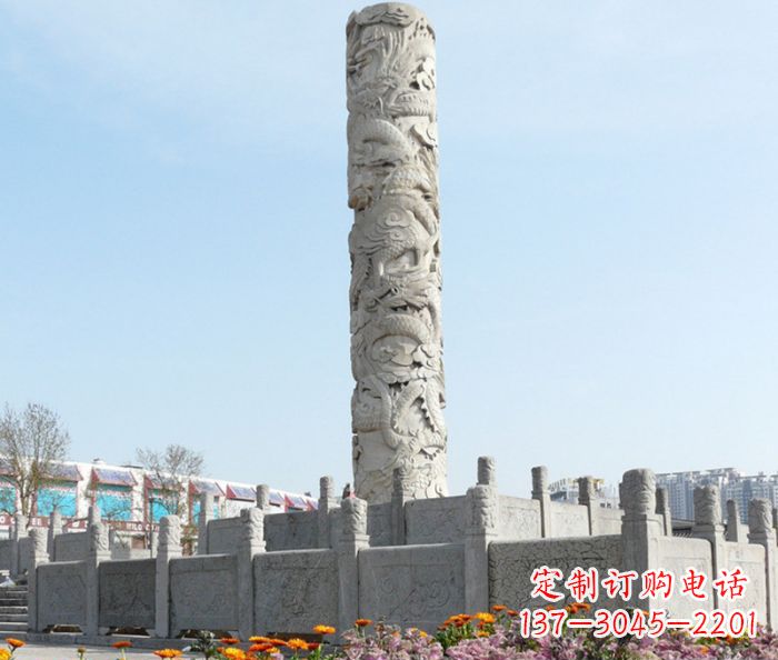 达州广场景观大理石龙柱石雕,展现神秘传统风采
