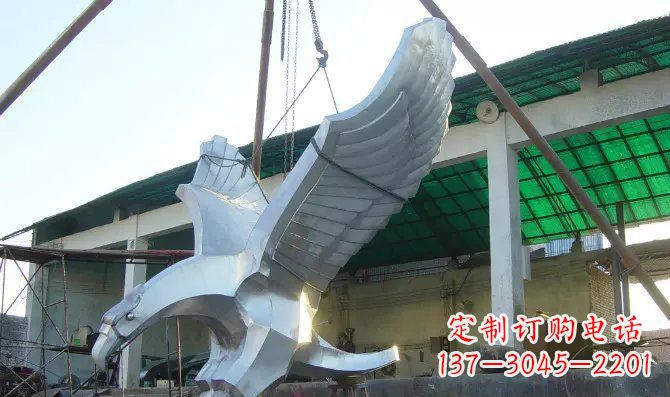 达州高端大气老鹰不锈钢雕塑