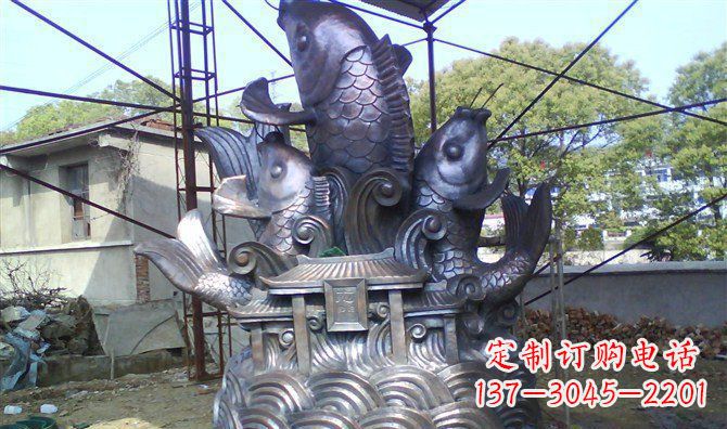 达州广场鲤鱼跃龙门景观铜雕