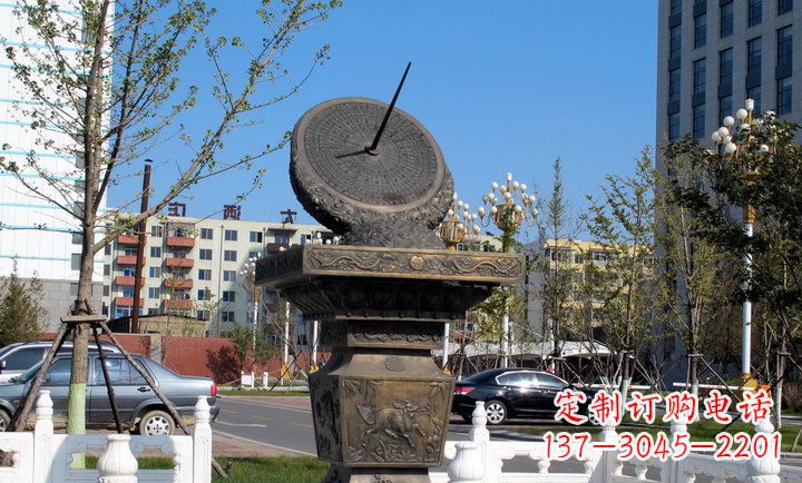 达州中领雕塑专业定制日晷铜雕