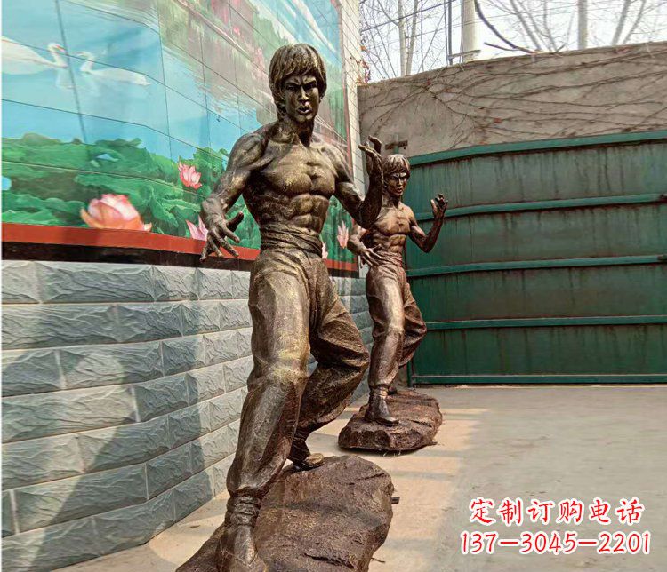 达州广场铜雕李小龙小品雕塑