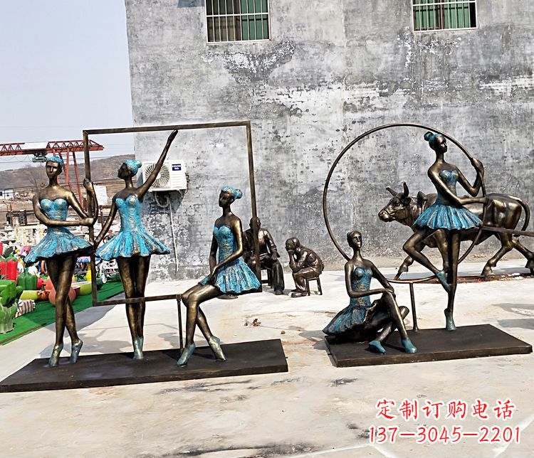 达州广场铜雕美女人物雕塑
