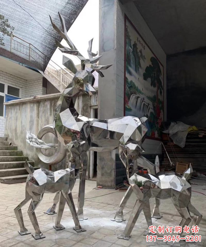 达州精致鹿形不锈钢雕塑
