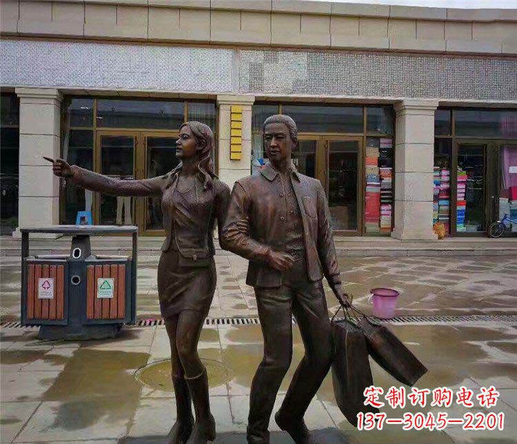 达州唯爱永恒:情侣雕塑