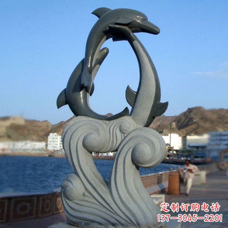 达州欣赏海豚石雕塑的美丽