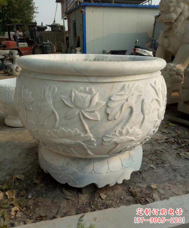 达州汉白玉荷花石浮雕水缸，营造令人心旷神怡的宁静之美