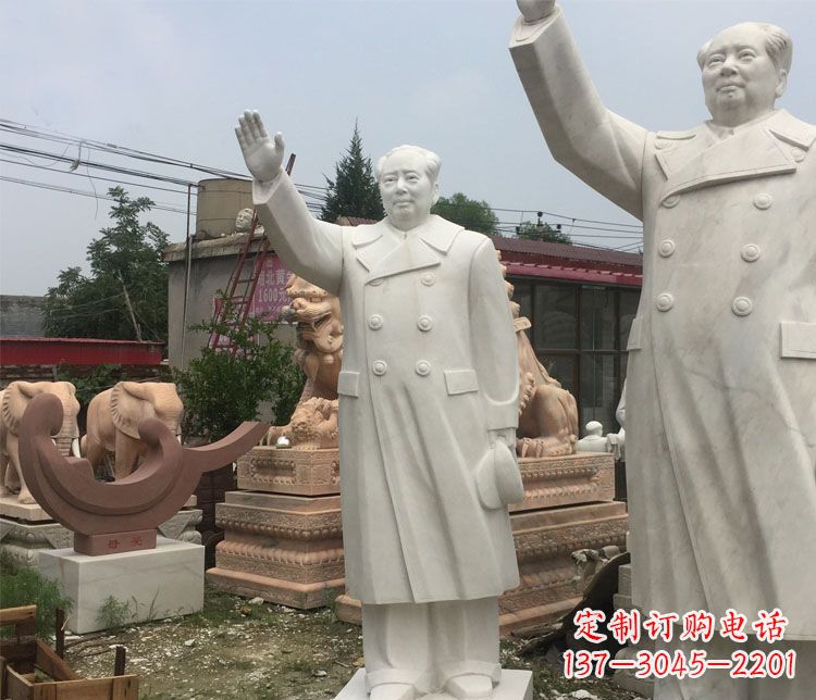 达州雕刻伟人的光辉历史——汉白玉挥手的毛主席广场伟人石雕
