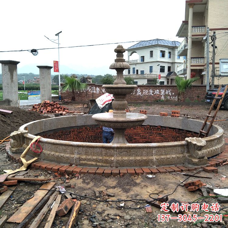 达州汉白玉水景雕塑是由中领雕塑定制的精美水景…
