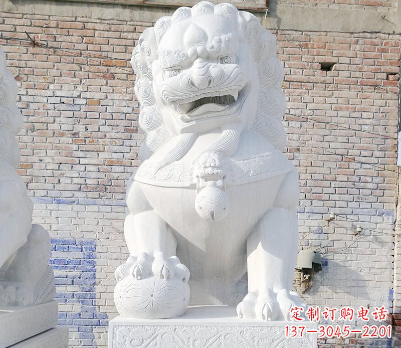达州正宗汉白玉狮子门墩雕塑