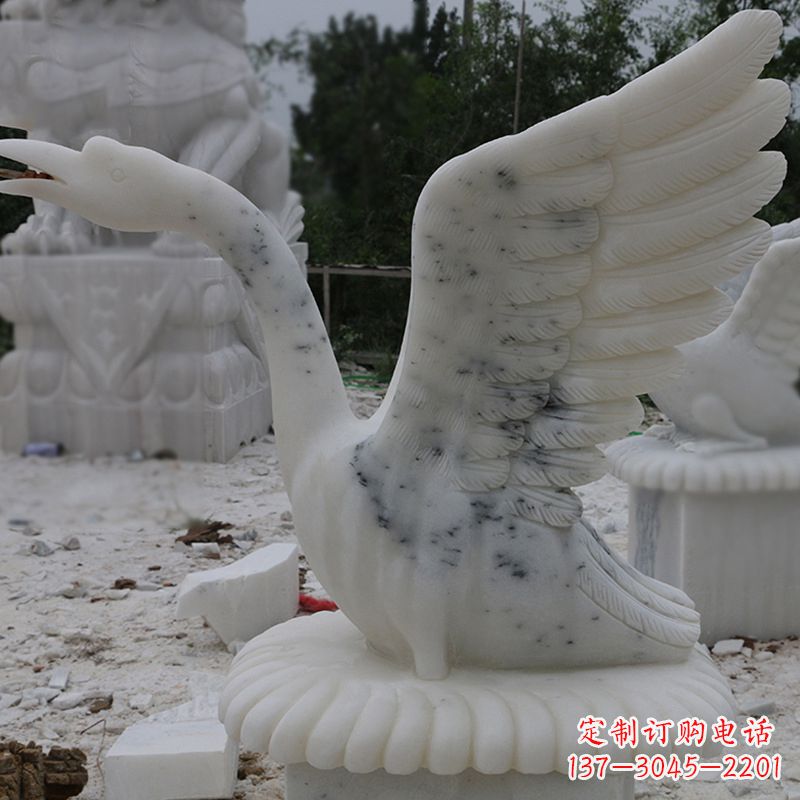 达州汉白玉吐水天鹅石雕