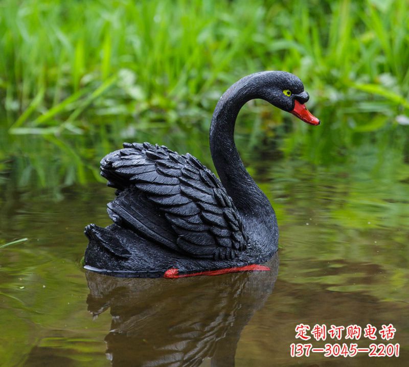 达州精致风范:黑天鹅展翅玻璃钢仿真雕塑