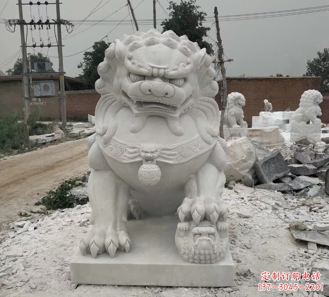达州非凡威猛!来自中领雕塑的狮子踩球石雕