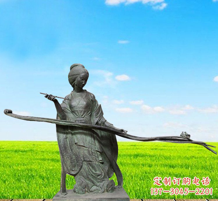 达州优雅迷人的古代美女铜雕