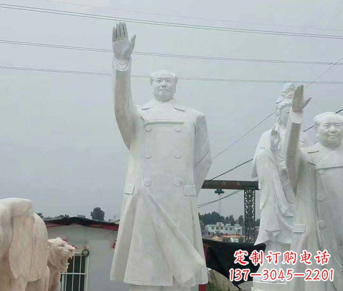 达州毛泽东伟人石雕,永载史册