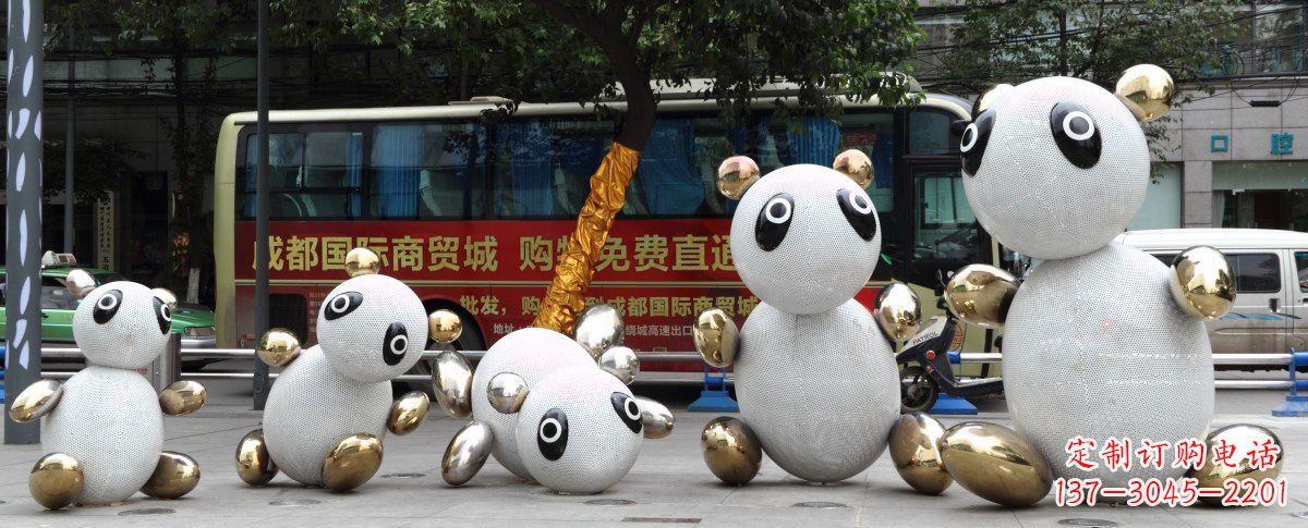 达州中领雕塑:优雅的不锈钢抽象熊猫雕塑