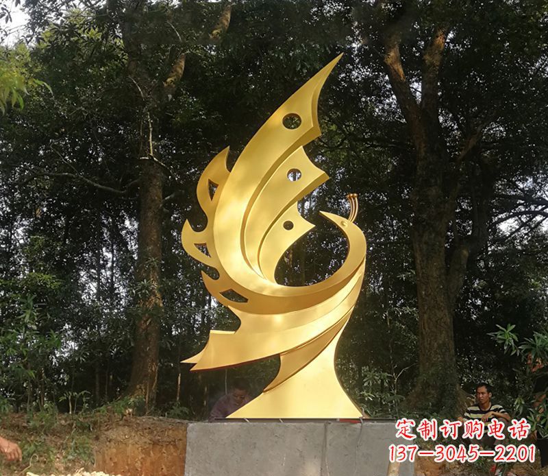 达州以古典风格演绎不锈钢凤凰雕塑