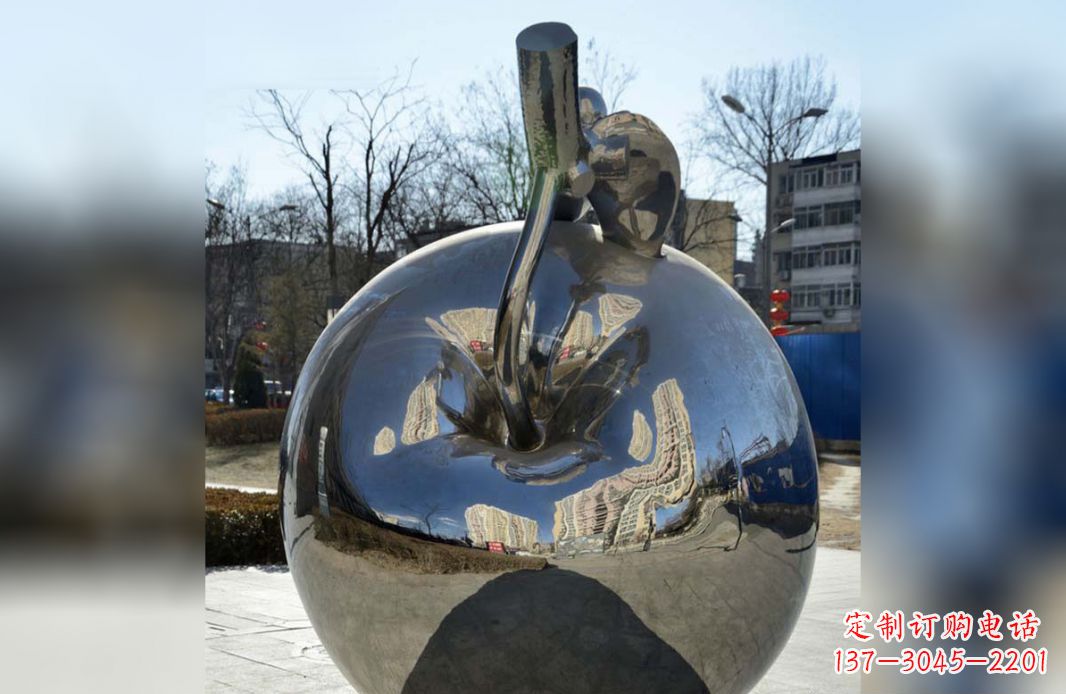 达州镜面不锈钢苹果雕塑:极致之美
